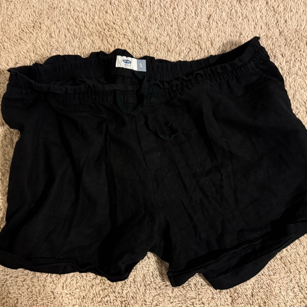 Women’s linen shorts